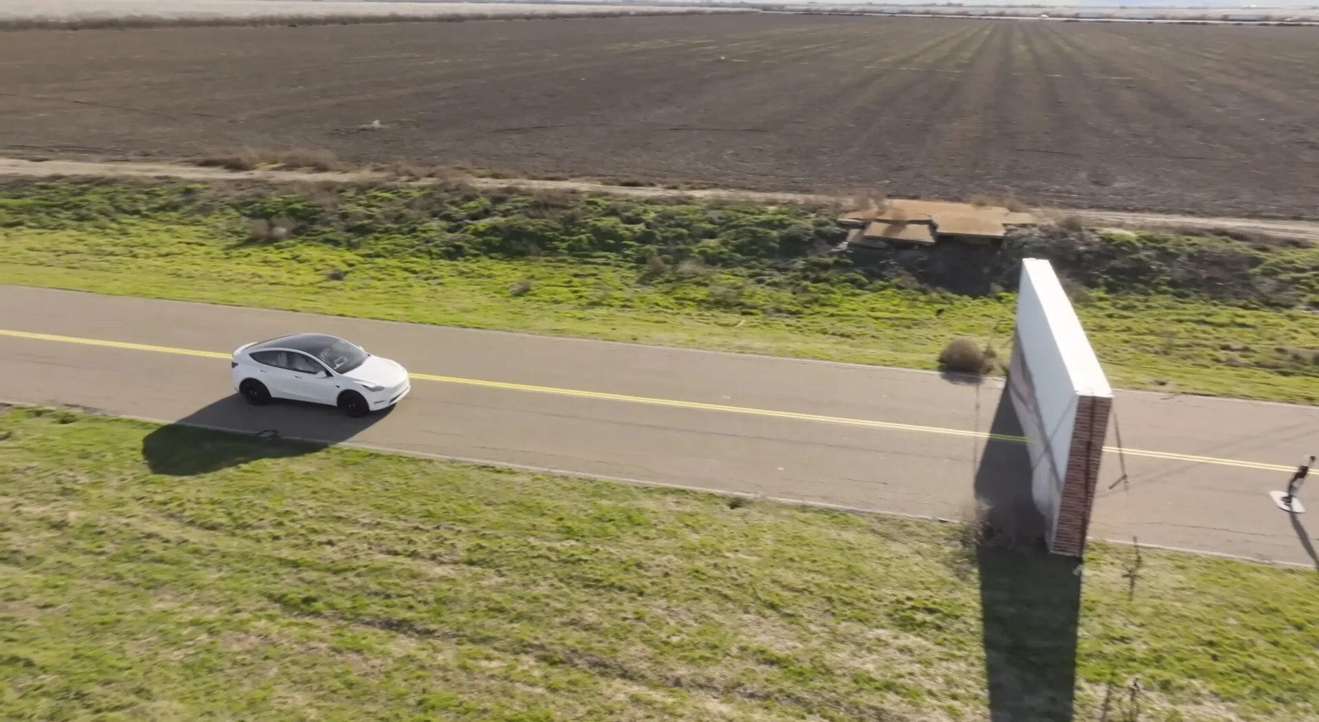 Tesla’s Self-Driving Fails the Wile E. Coyote Test